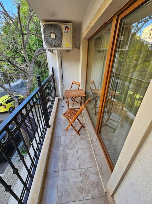 Serenity In The Heart Of Varna With Parking المظهر الخارجي الصورة